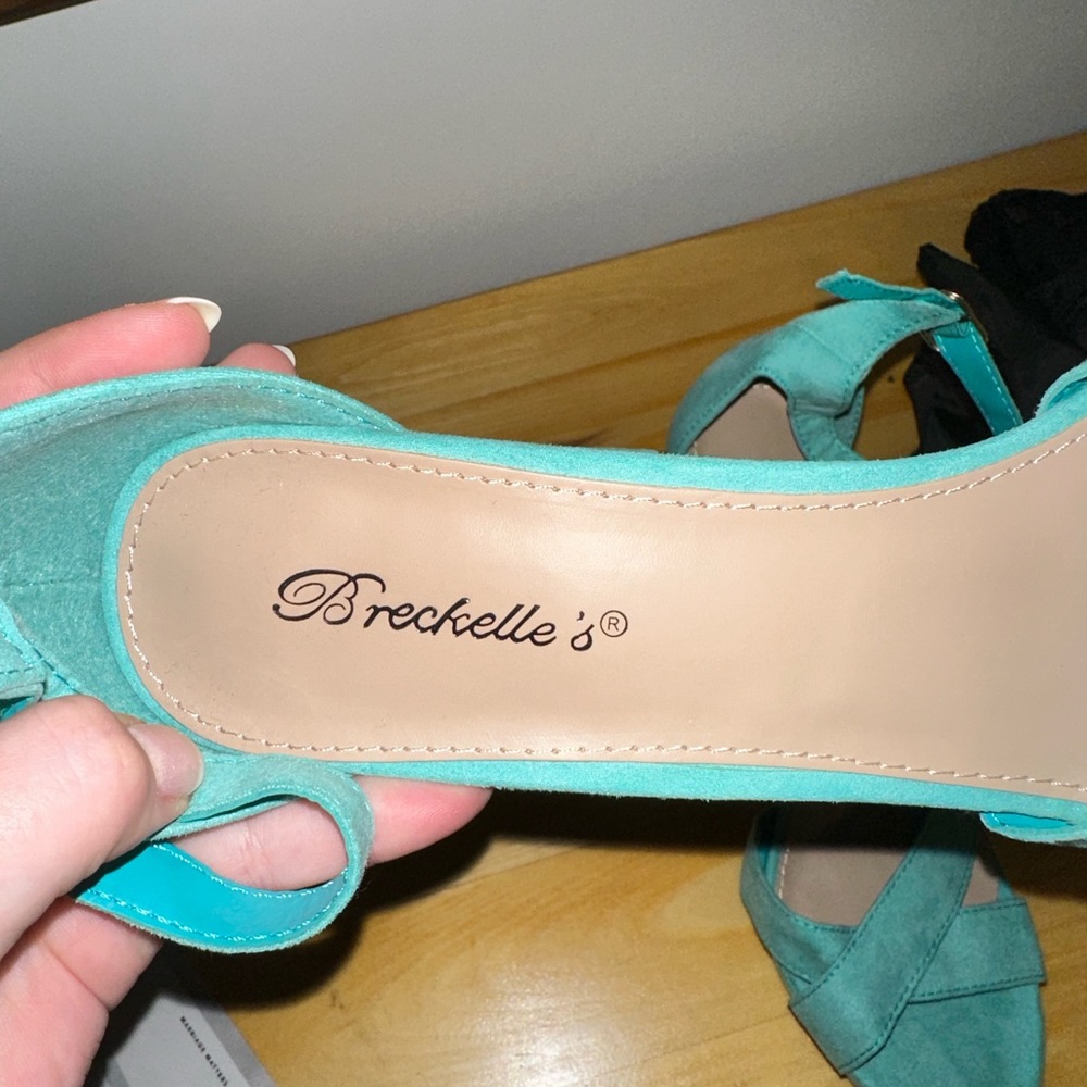 Blue heels - Picture 3 of 5